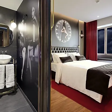 Maxime Boutique Avenida Da Liberdade (adults Only) מלון 3*